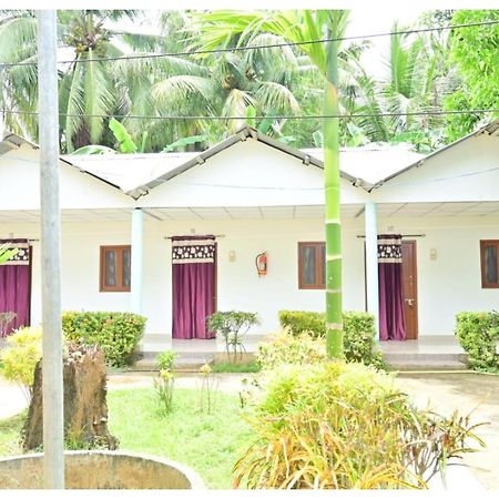 Moon Shine Garden Resort Lakshmanpur Exterior photo