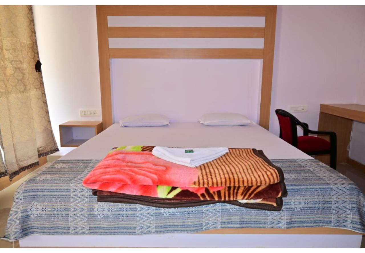 Moon Shine Garden Resort Lakshmanpur Exterior photo